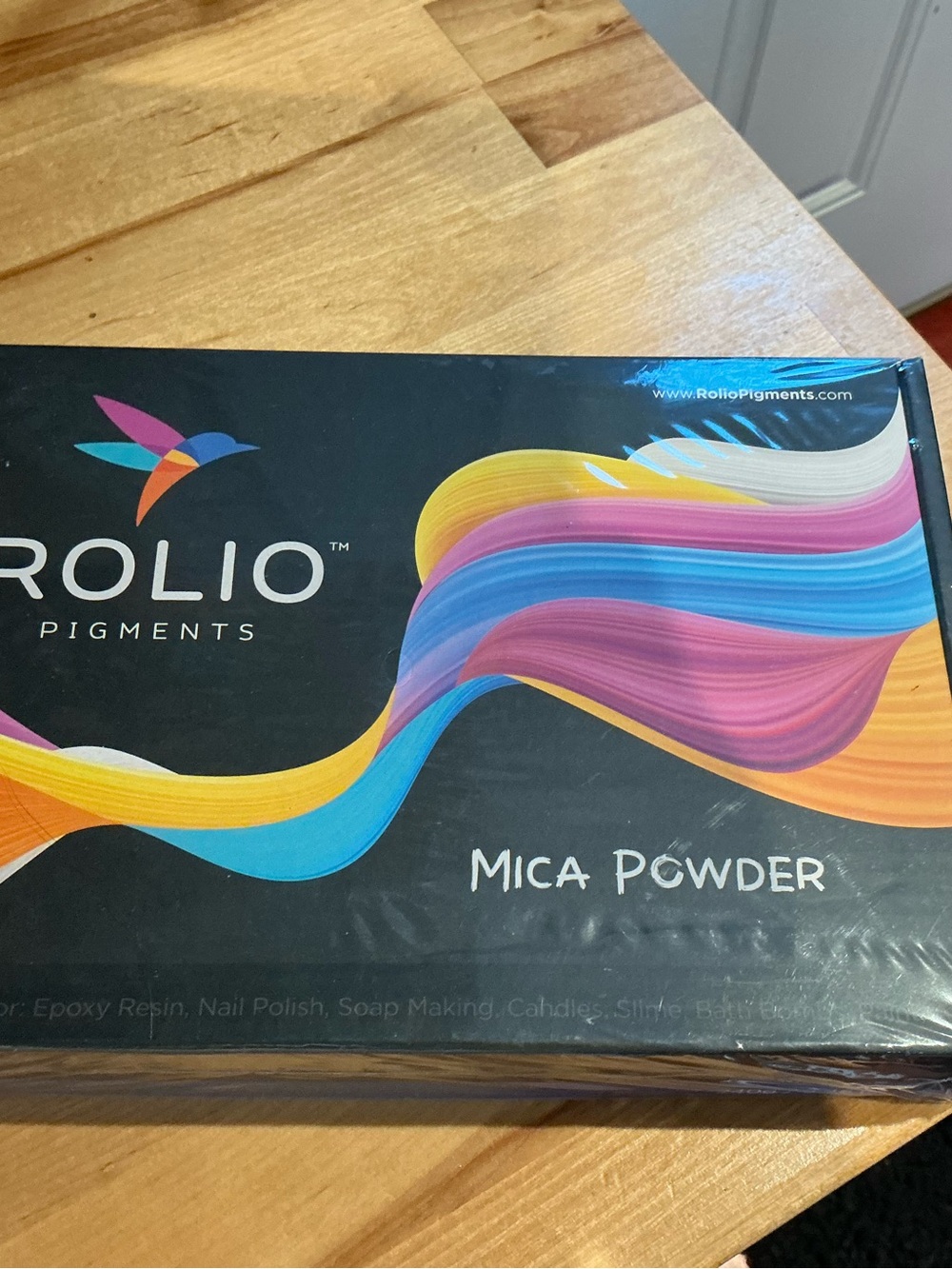 NIB/sealed Rolio Premium Mica Powder Pearlescent Set -10g, 24 Jars